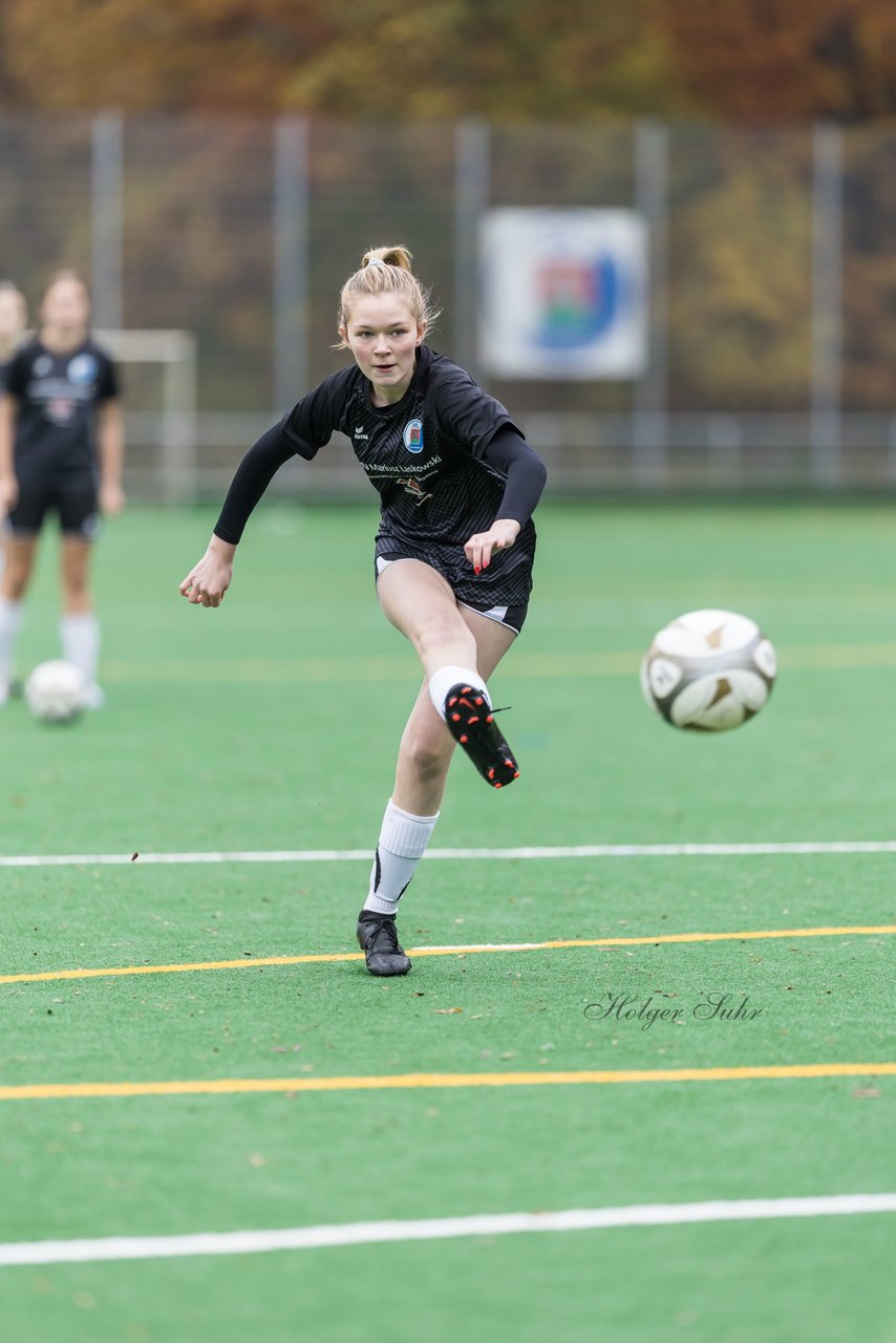 Bild 85 - wCJ VfL Pinneberg - Eimsbuettler TV : Ergebnis: 0:3
